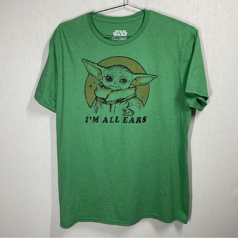 Star Wars Yoda I'm All Ears Green Shirt in Size Large
